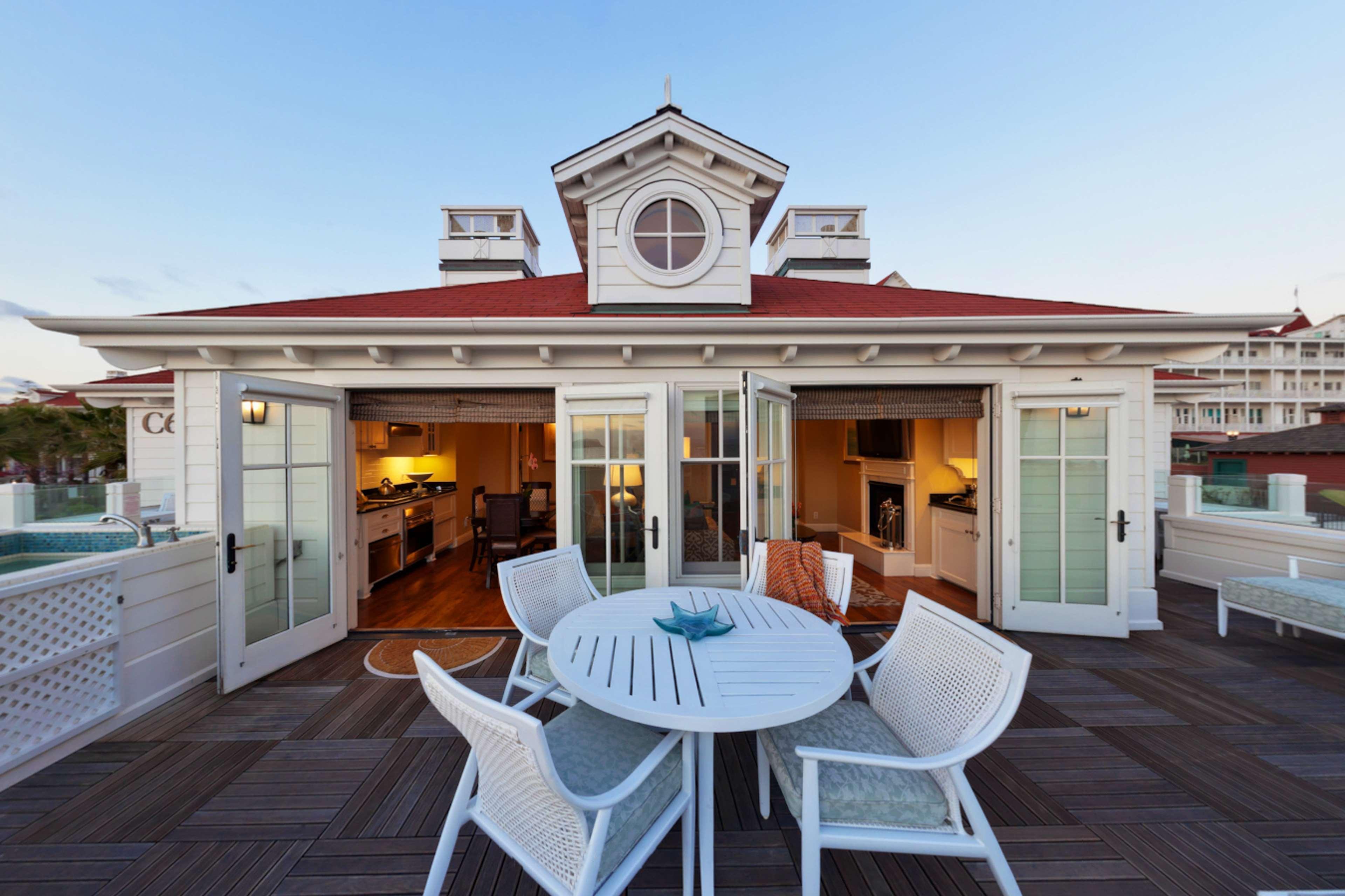 Beach Village At The Del - A Curio Collection By Hilton Coronado Exterior photo